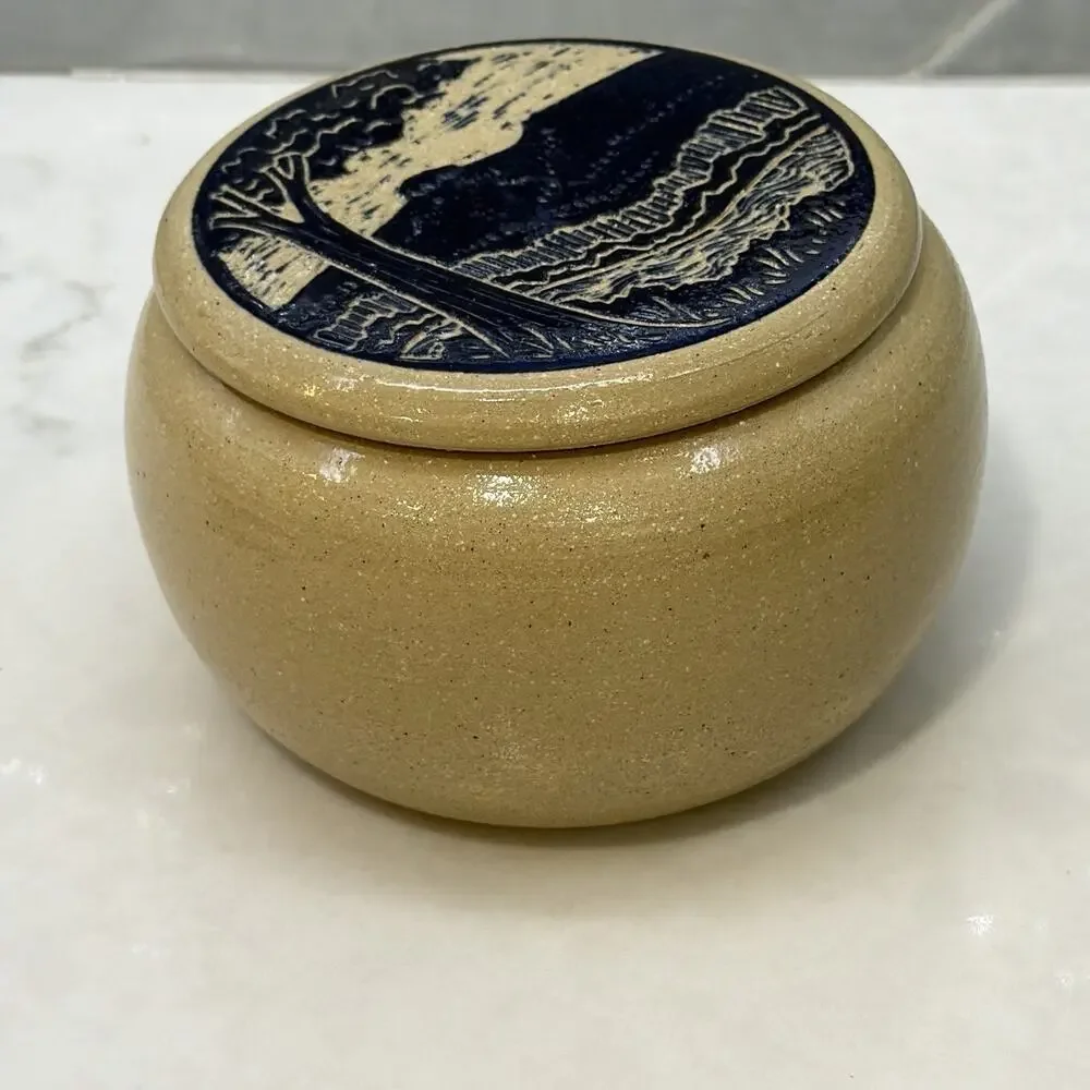 Sylvia Lawson NC Pottery Blue Sgrafitto Bowl w Lid Trinket Pilot Mountain 1999